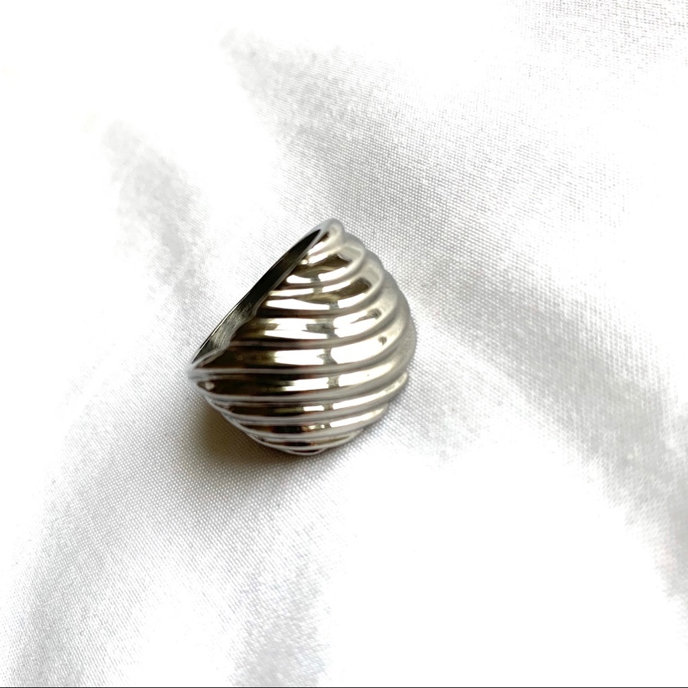 FREE Add-On: Scalloped Shell Ring